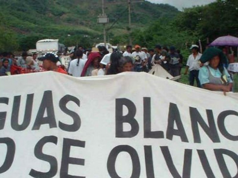 Exigen justicia para víctimas de matanza de Aguas Blancas