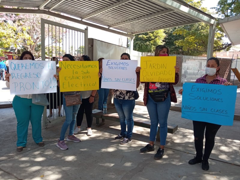 Exigen mejorar condiciones en kinder 