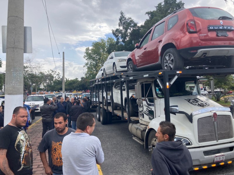 Exigen operadores de grúas prórroga para regularizarse