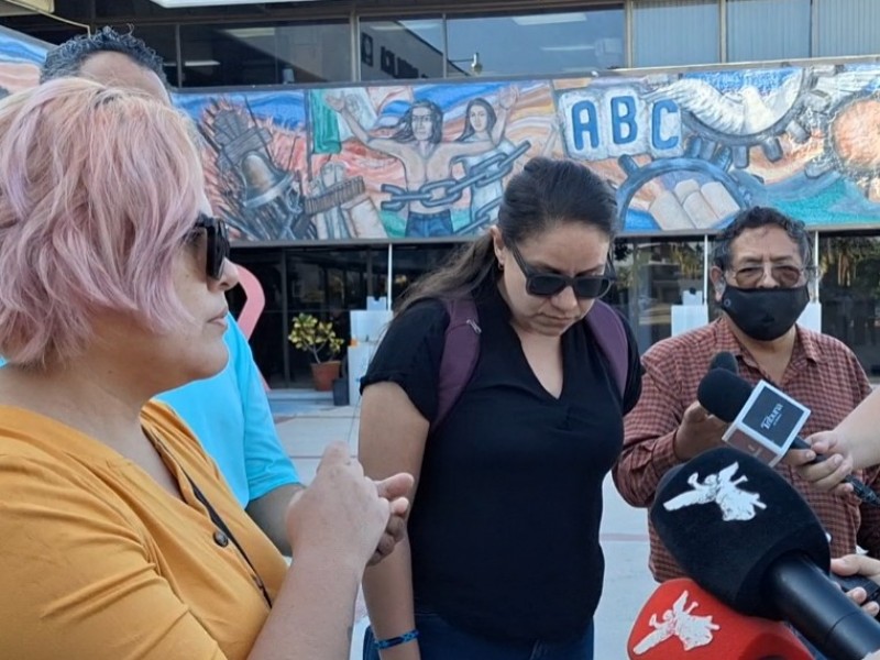 Exigen reubicación temporal de alumnos de primaria carranza tras norma