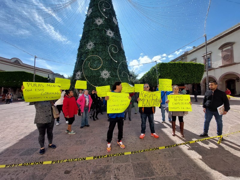 Exigen tianguistas de La Cruz no ser condicionados en ventas