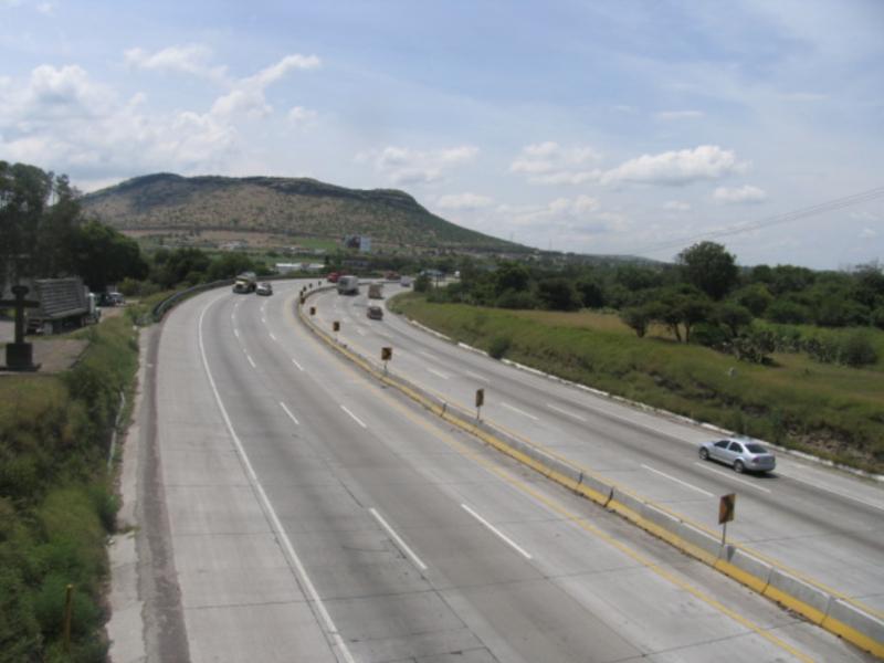 Exigen transparentar concesión carretera de 9 mil 573 millones de pesos