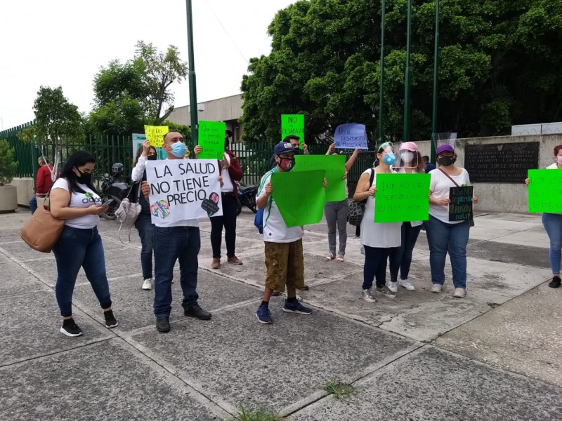 Exigen trasplantados atención digna en el IMSS