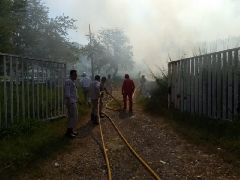 Explosión de ducto en Poza Rica deja 5 lesionados