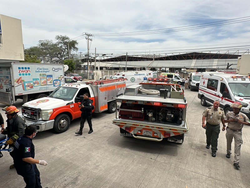 Explosión de fábrica en Tlaquepaque dejó dos heridos graves