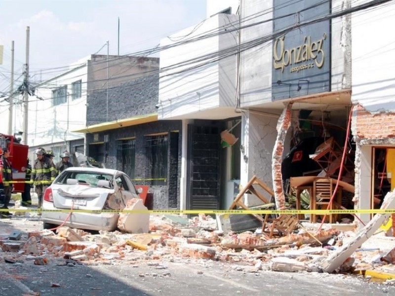 Explosión de tanque de gas en Toluca deja 5 lesionados