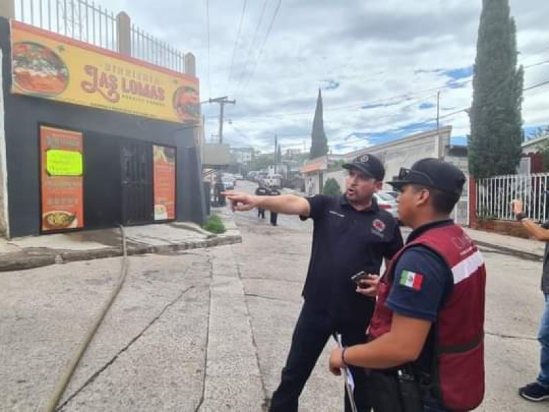 Explosión en establecimiento causa dos personas lesionadas