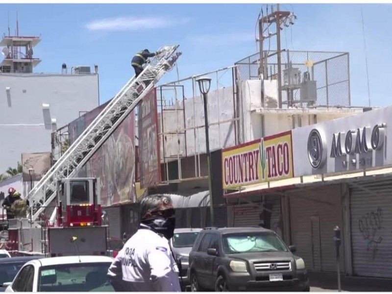 Explosión en restaurante Chinaloa deja cinco lesionados