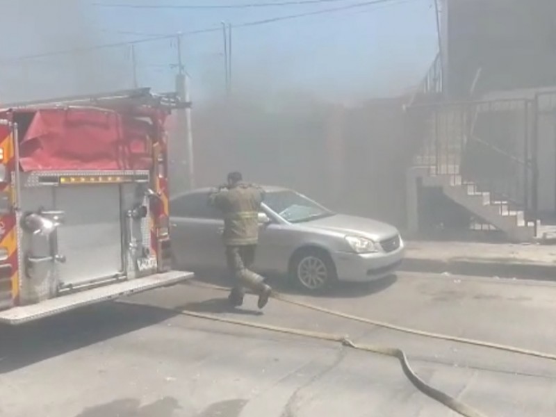 Explosión por fuga de gas deja cuatro lesionados