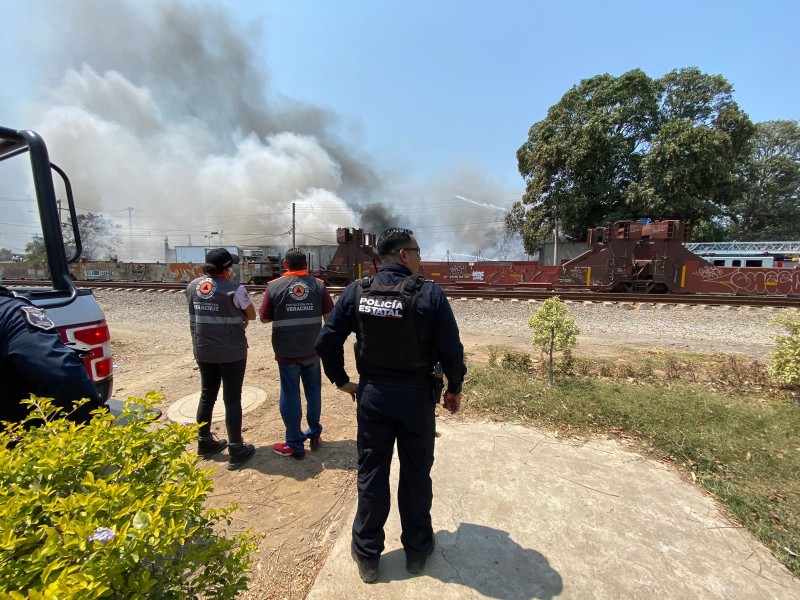 Explota bodega de fertilizantes en Puente Nacional, Veracruz