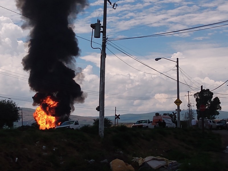 Explota ducto de PEMEX en Guanajuato