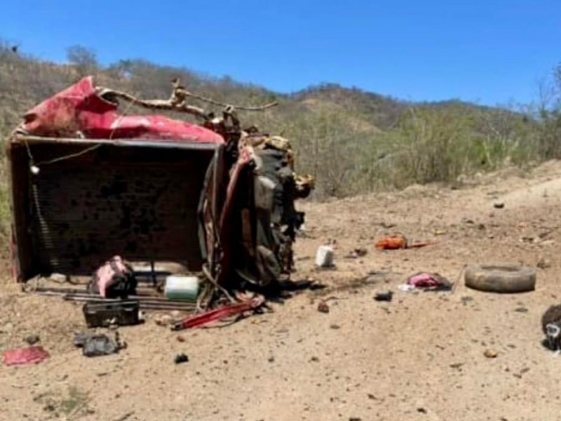 Explota mina en Tumbiscatío; tres jornaleros murieron