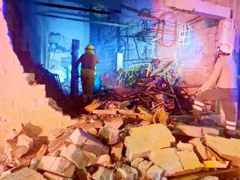  Explota polvorín en pleno centro de la ciudad de Ajalpan