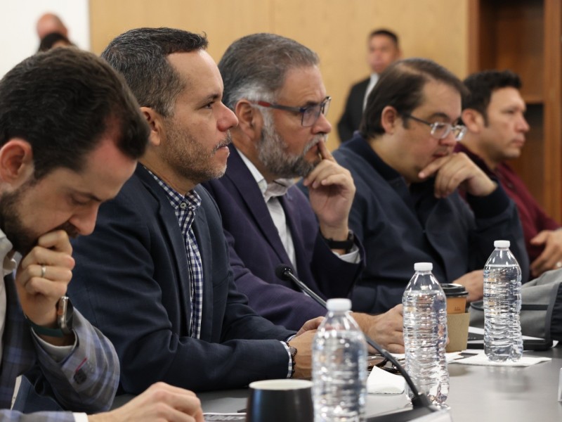 Exponen ante legislatura candidatos a dirigir la ESFE