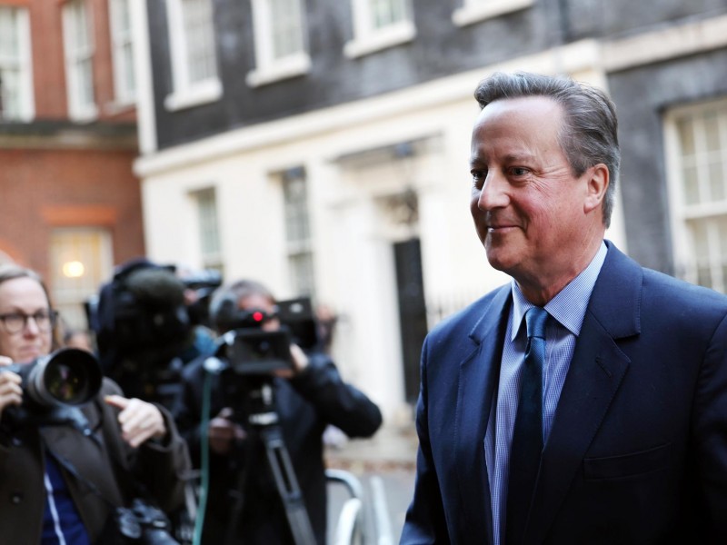 Exprimer ministro Cameron nuevo responsable de Exteriores en UK