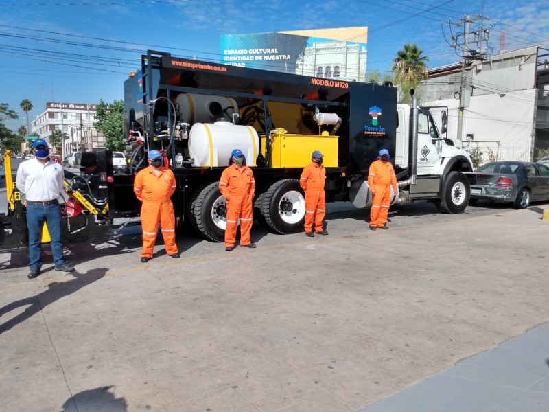 Extenderán bacheo, recarpeteo y pavimentación a colonias de Torreón