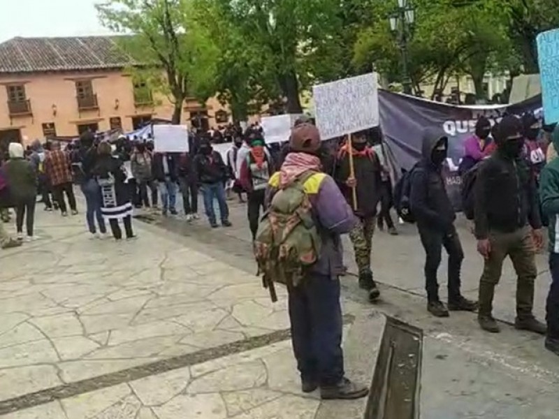EZLN marcha en San Cristóbal para pedir paz
