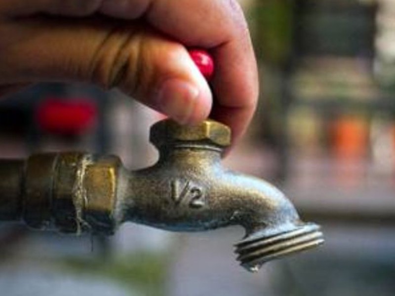 Falla eléctrica deja sin agua el sur de Los Mochis