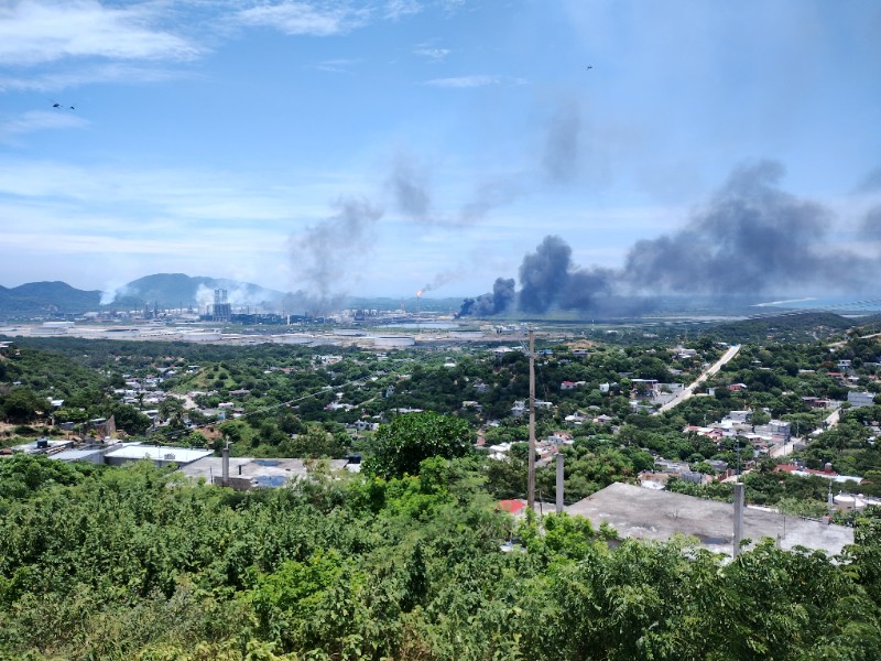 Falla en refinería de Salina Cruz activa protocolo de seguridad; queman producto
