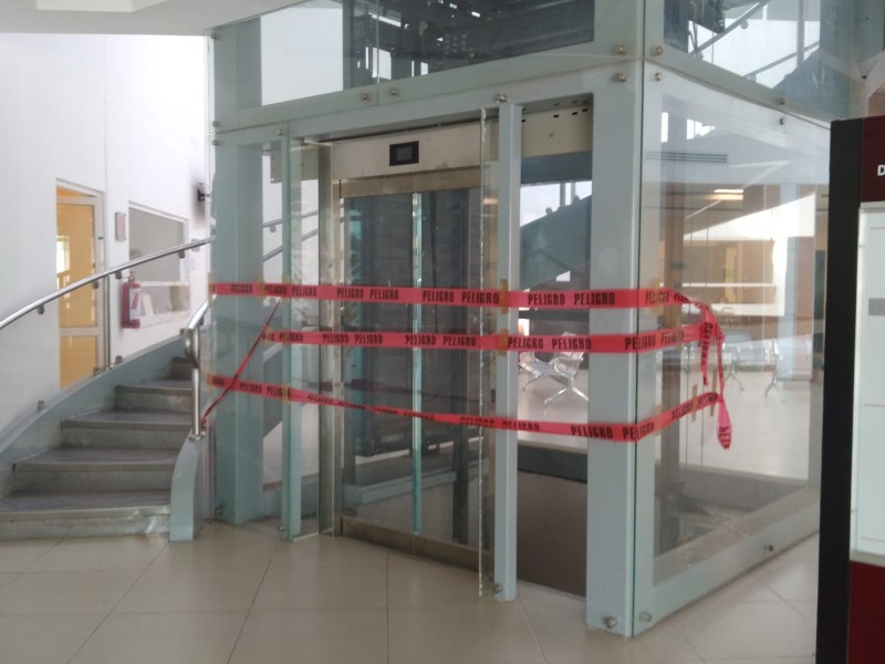 Fallas en elevador afecta servicios médicos en hospital de Juchitán