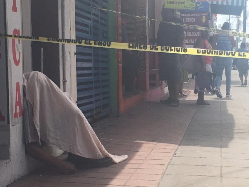Fallece adulto mayor en calles de Veracruz