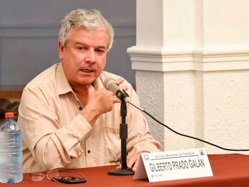 Fallece Gilberto Prado, icónico escritor lagunero