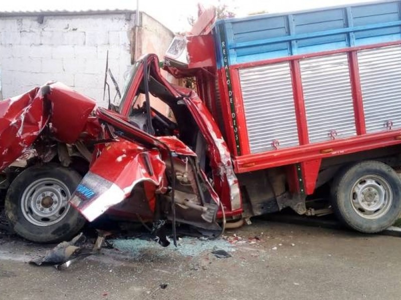 Fallecen 8 personas en accidente de Xiutetelco