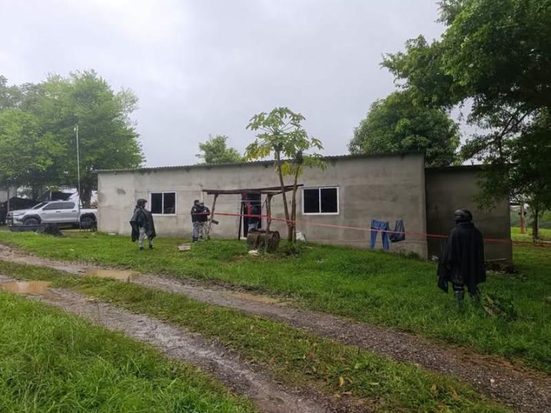 Fallecen seis integrantes de una familia por intoxicación en Las Choapas