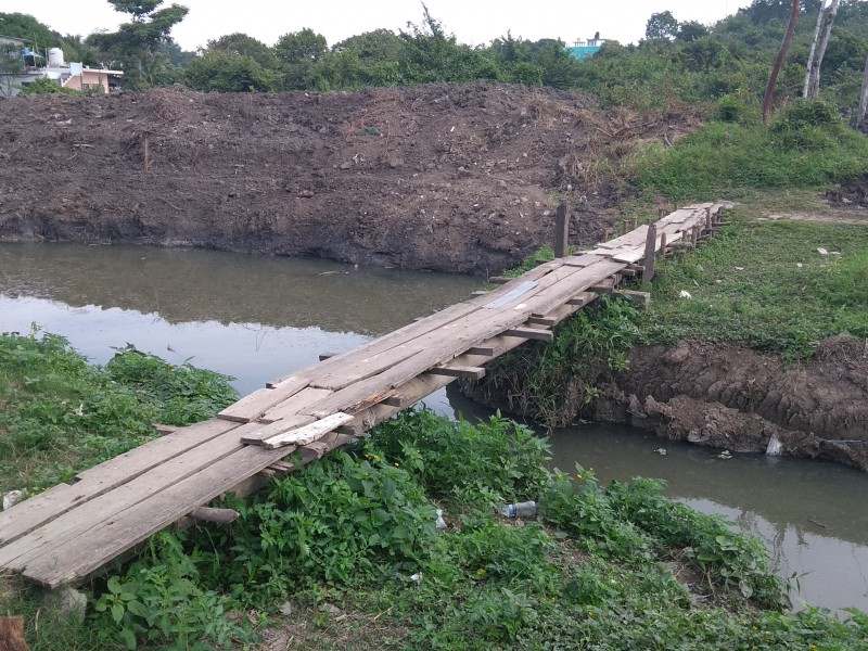 Falta de acuerdos impide avance de obra