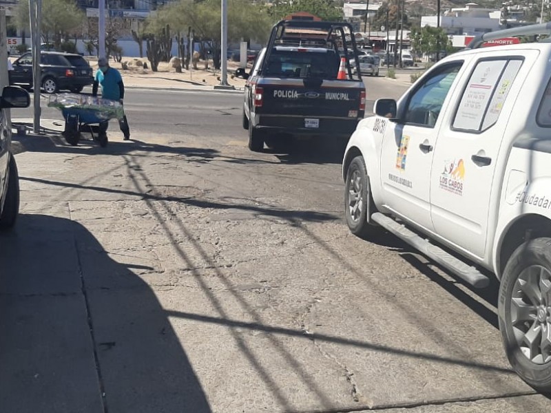 Falta de mantenimiento en la calle Manuel Doblado provoca molestias