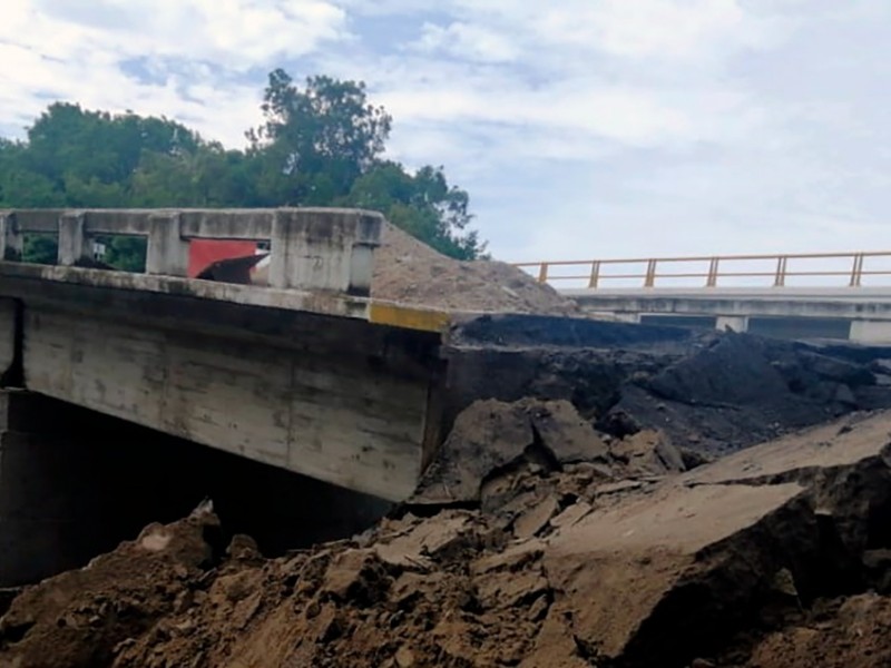 Falta de mantenimiento y lluvias afectan carreteras