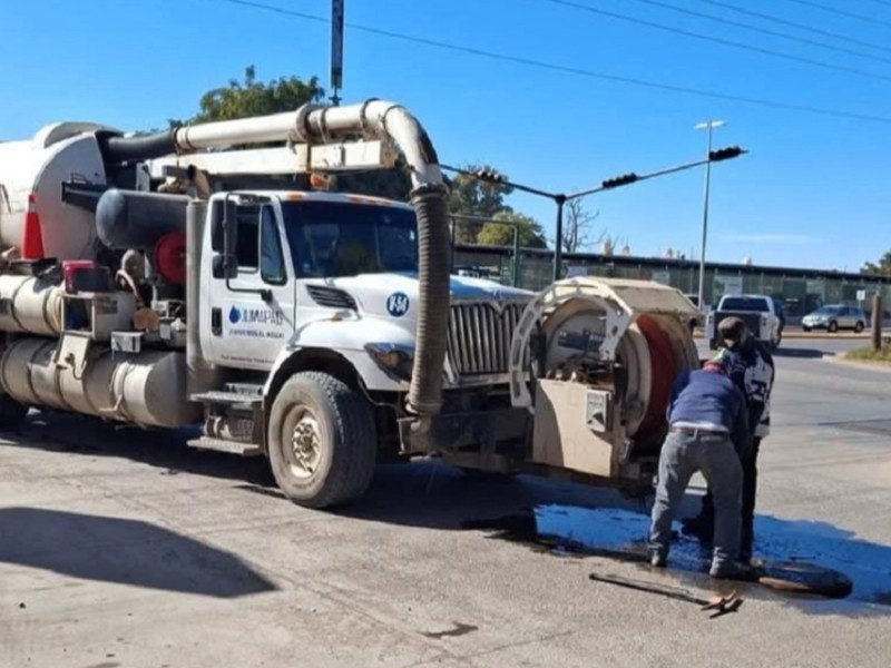 Falta de maquinaria en Jumapag, agravan colapsos de drenaje en Guasave