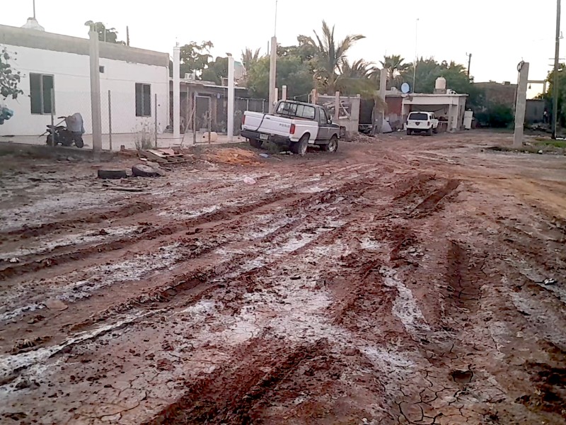 Falta de servicios básicos e inundaciones afectan a familias de El Tortugo
