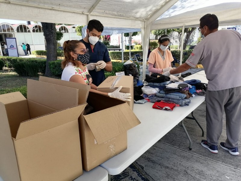 Faltan artículos de limpieza y despensa para afectados de Xochimehuacan