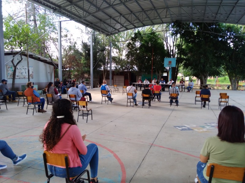 Faltan maestros e intendentes en escuelas de Zamora