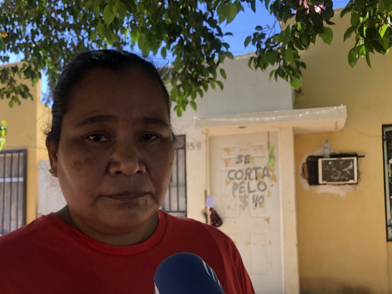 Familia navojoense solicita apoyo de víveres en colonia Villa Verde