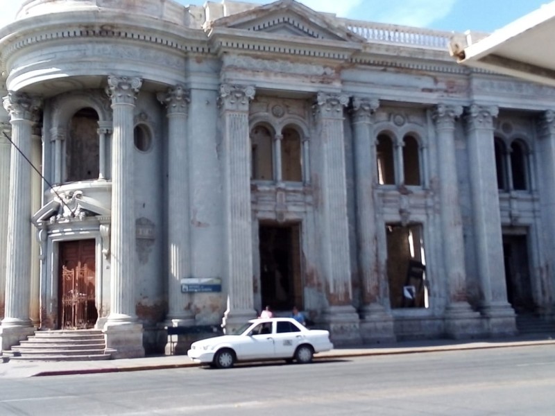 Familia peligran por Banco de Sonora