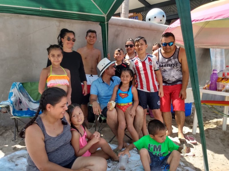 Familia Zuñiga de Guadalajara visita Mazatlán