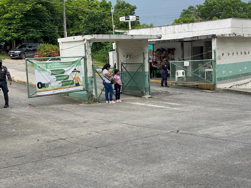 Familiares de pacientes reclaman acceso seguro y espera digna