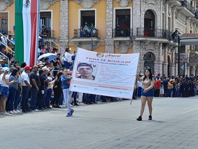 Familiares de personas desaparecidas desfilaron este 16 de septiembre