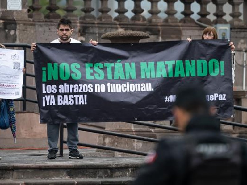 Familiares exigen al presidente cifras reales de desaparecidos