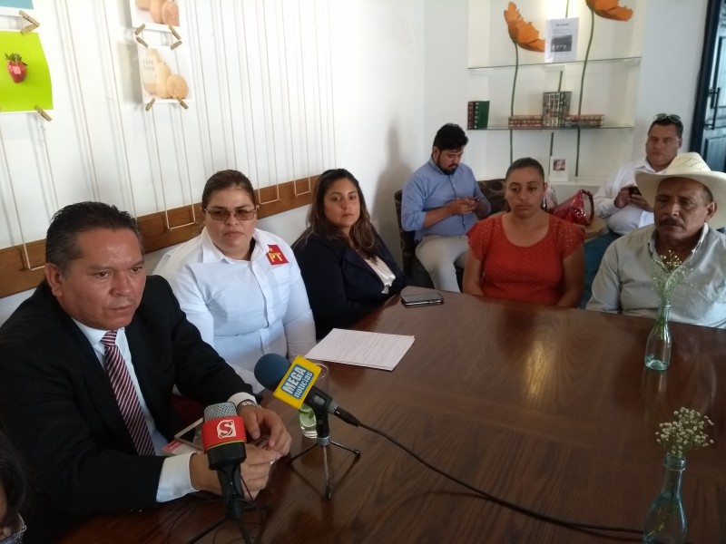 Familiares piden libertad de trabajadores detenidos en Cdmx