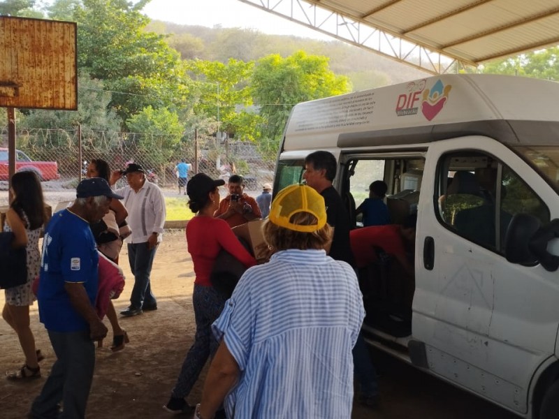 Familias desplazadas regresan a sus comunidades en Apatzingán: DIF Michoacán