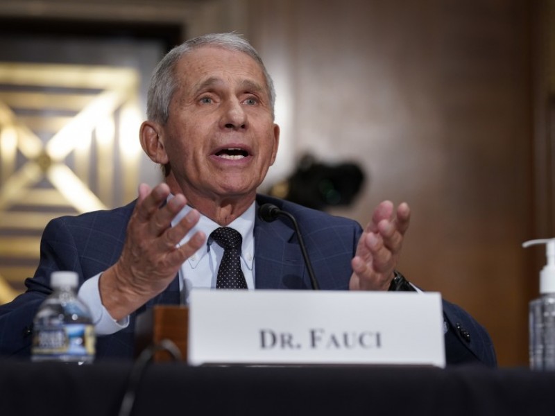 Fauci descarta confinamiento pese a aumento de contagios en EU