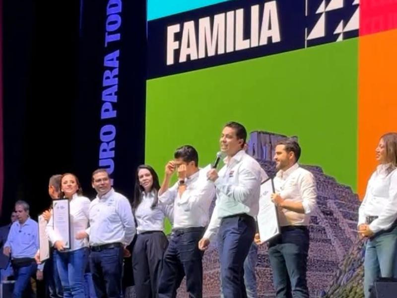 Felipe Fernando Macías asume la coordinación estatal del PAN rumbo a 2027