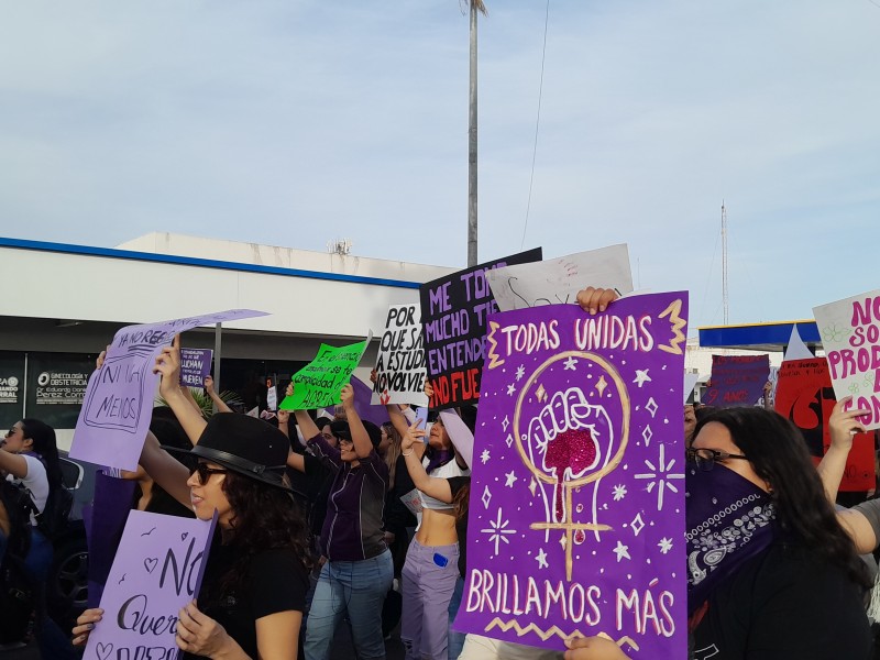 Feministas se manifiestan en lucha de justicia