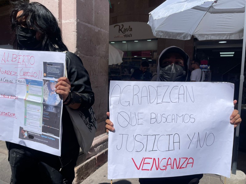Feministas se movilizan tras filtración de chat con imágenes de desnudos