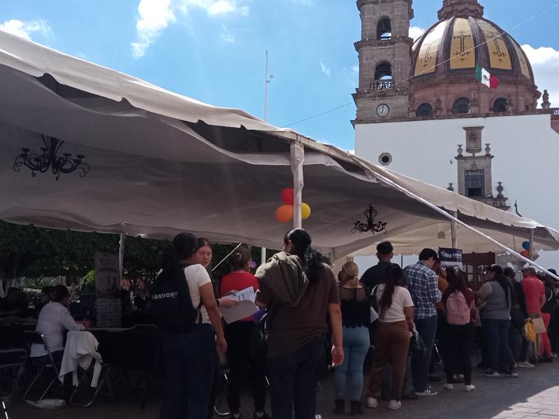 Feria de empleo en La Piedad conecta empresas con buscadores de trabajo