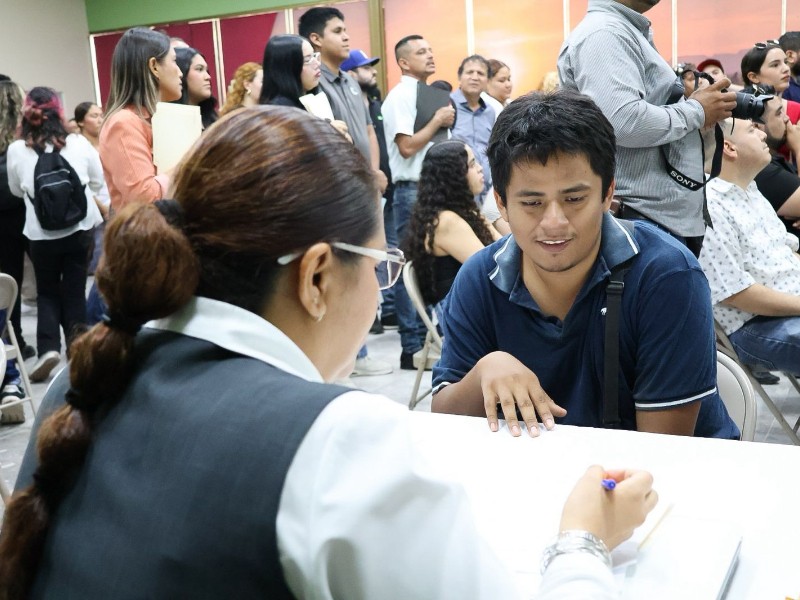 Feria Nacional de Empleo ofrece vacantes a jóvenes en Cajeme