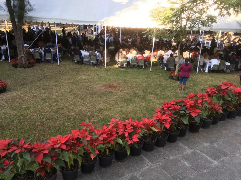 Festeja Guadalajara a Jardineros en su día